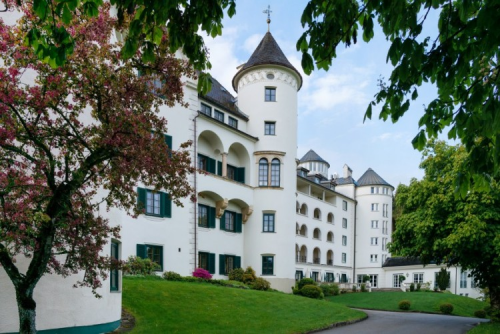 IMLAUER Hotel Schloss Pichlarn - Front-Office
